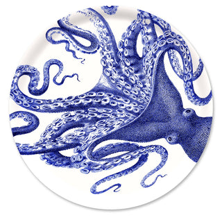 15.7” D round birchwood tray by Caskata with a blue octopus  illustration depicted on the tray. 
FSC-Certified Birchwood and BPA-free Melamine * Suitable for indoor or outdoor use * Hand-wash Recommended