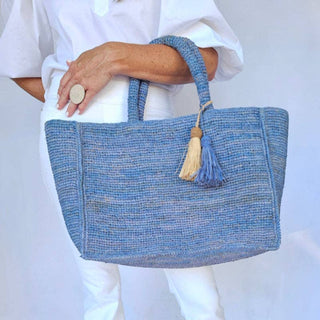 Raffia tote with handles by Baldiz