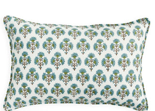 Hand blocked linen cushion with a piped finish by Walter G. Size 35x55 cm