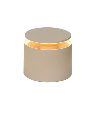 Cordless, dimmable LED table lamp
Contact induction charging base with USB included