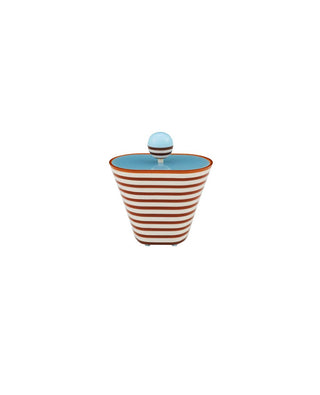 Finn graduated oval box with a smooth lift-off lid, topped by a polished spherical detail. A collectible, decorative piece - ideal for storing small items. 
Dimensions: W2.16”x L3.54”x H3.54”