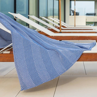 370 - Nantucket Herringbone Throw: Sand/White / Hand Knotted Fringe