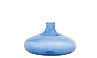 Small decorative vase by Zafferano
Height - 2.36"
Diameter - 3.94"
Capacity - 6.4oz
Dishwasher safe