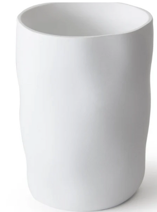 White resin tumbler cup by Kassatex.
Dimensions: 4.08"H x 2.86" Dia.