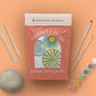 Breathe People make your own clay trinket dish. What's Included: -300 grams of premium air-dry clay (enough to make 1-2 holders). Precision tools: blending tool, sculpting tool, and needle tool for shaping and designing. -Acrylic paints and brushes to bring your creations to life. -Easy-to-follow project template and step-by-step instructions included. 