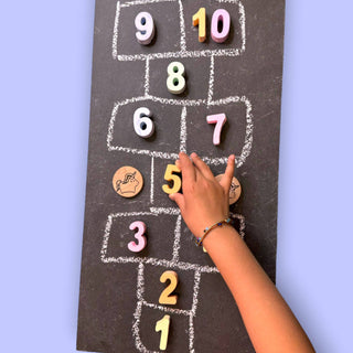 TWEE JUMPING JUBIE'S HOPSCOTCH | ACTIVITY KIT