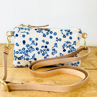Wristlet Royal Aster Ellie Bag